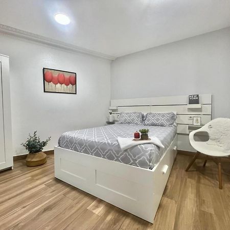 Apartamento Céntrico cerca de la playa Bueu Esterno foto