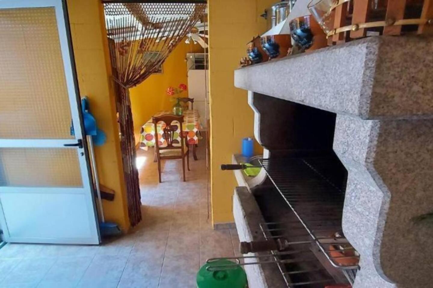 Apartamento Céntrico cerca de la playa Bueu Esterno foto